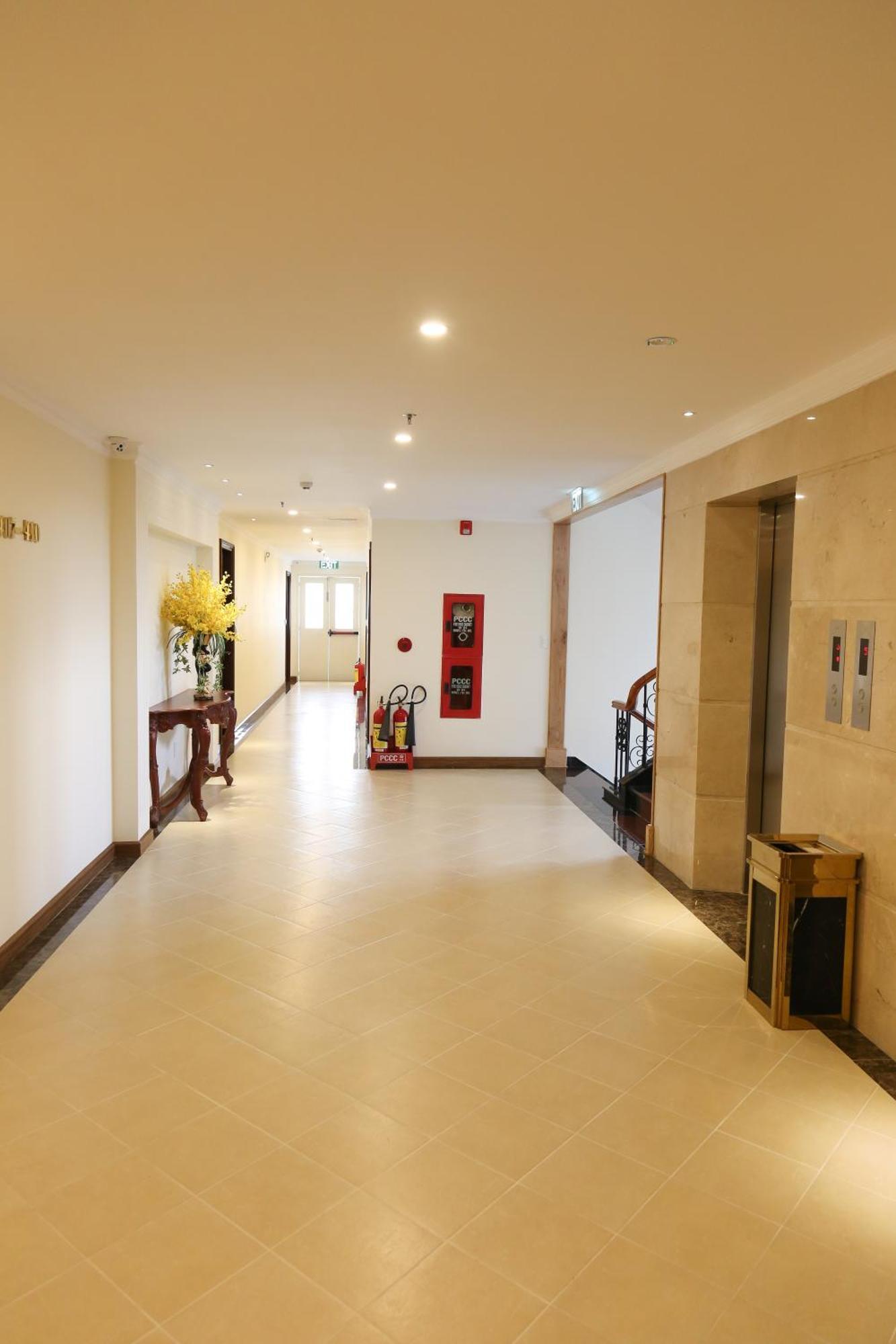 Iris Dalat Hotel Eksteriør bilde
