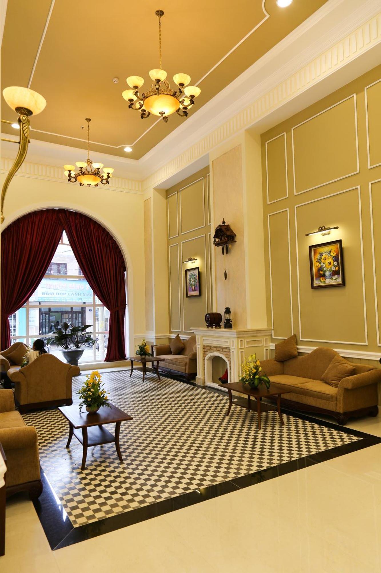 Iris Dalat Hotel Eksteriør bilde
